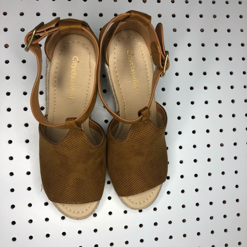 🚨 BROWN WOMENS WEDGE sandals 🚨